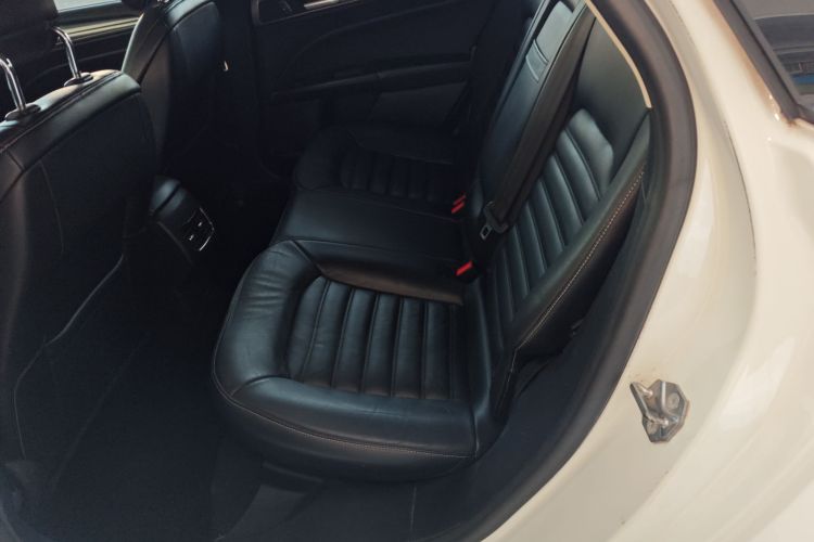 福特 蒙迪欧 2017款 EcoBoost 180 时尚型中控内饰7004