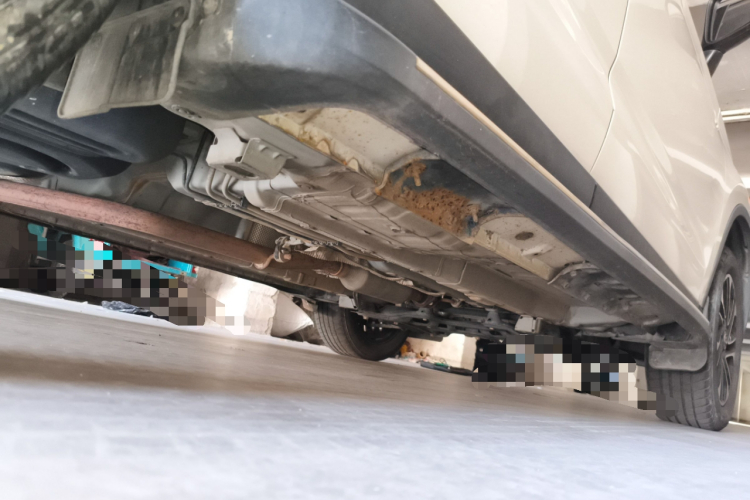 广汽传祺 传祺GS4 2016款 235T G-DCT精英版局部细节9002