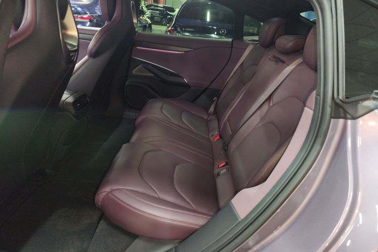 小米汽车 小米SU7 2024款 四驱超长续航高阶智驾Max版中控内饰7004