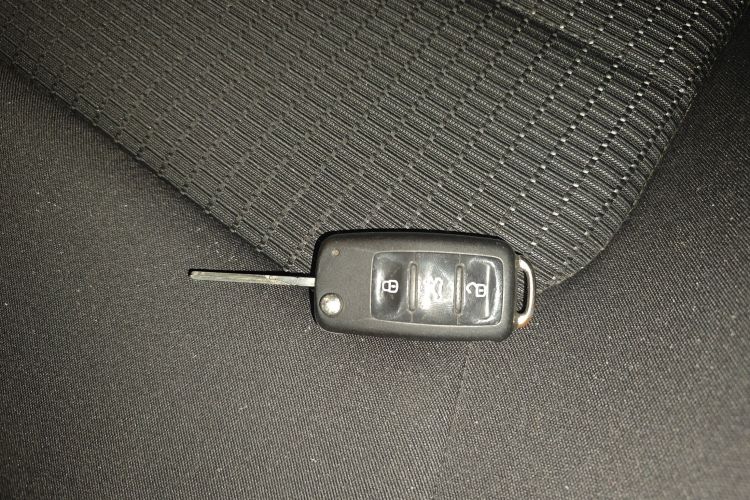 大众 宝来 2015款 质惠版 1.6L 手动时尚型中控内饰7001