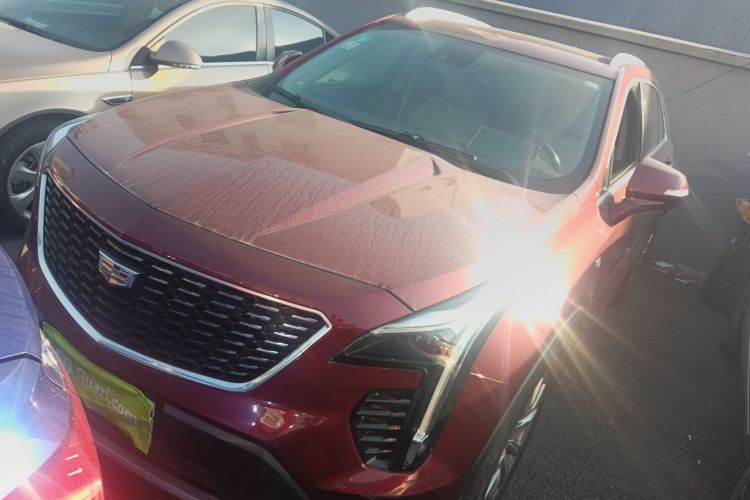 凯迪拉克XT4 2018款 28T 四驱领先型车身外观4