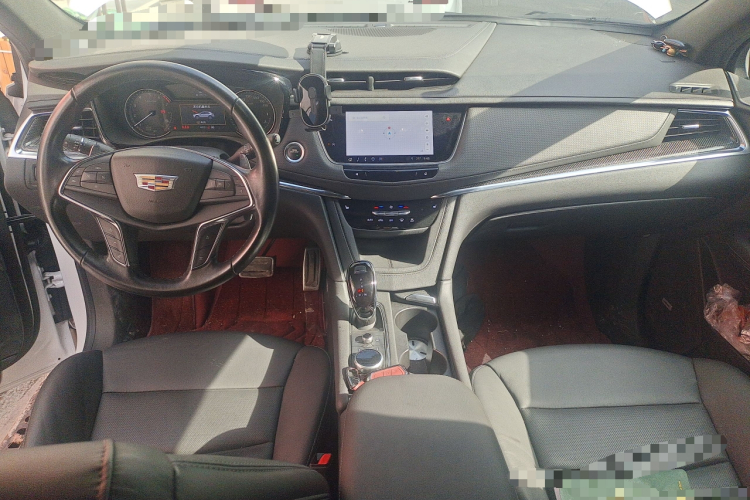 凯迪拉克XT5 2022款 2.0T 四驱豪华型（蜂鸟版）中控内饰7002