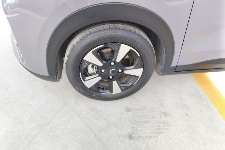 五菱汽车 五菱缤果PLUS 2024款 401km 旗舰版 四座版车身外观6007