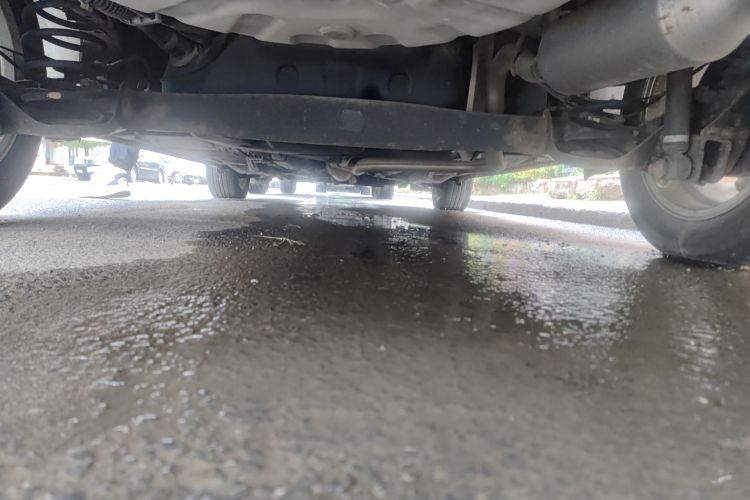 丰田 威驰 2016款 1.5L 自动智臻星耀版局部细节9009