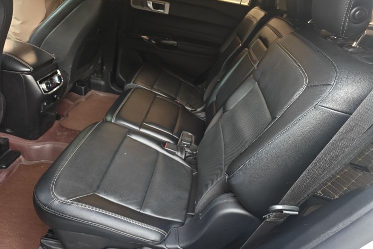 福特 探险者 2020款 EcoBoost 285 四驱钛金版 7座中控内饰21