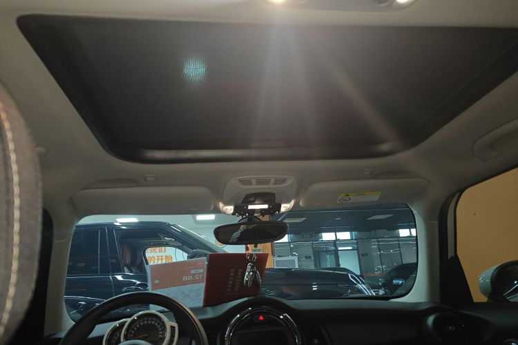 MINI 2021款 1.5T ONE 五门版局部细节22