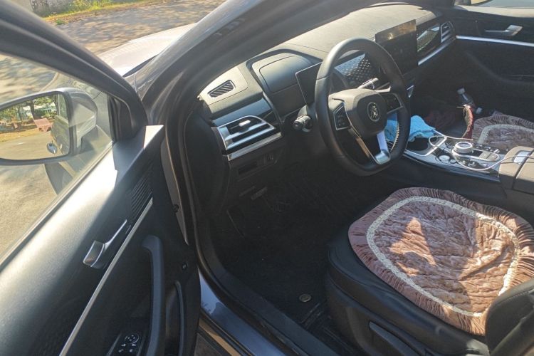 比亚迪 秦PLUS 2023款 EV 510KM 出行版中控内饰20