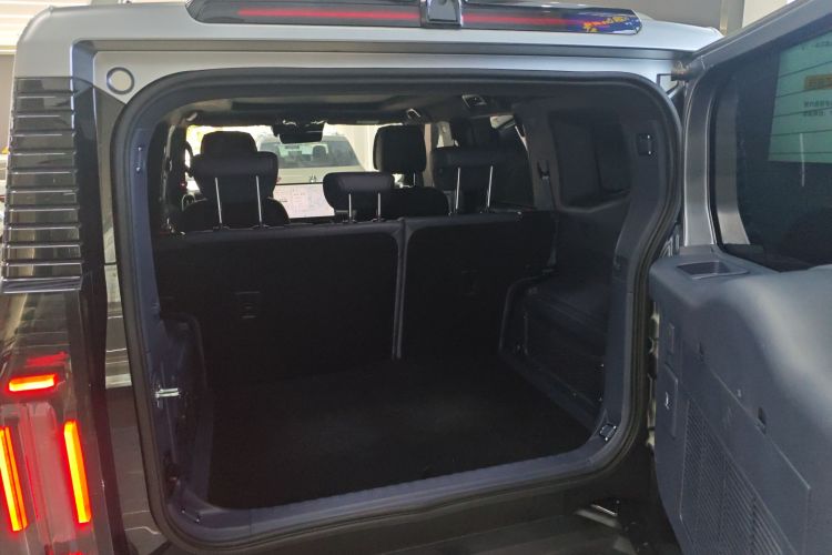 捷途山海 捷途旅行者C-DM 2024款 C-DM 208KM 山野版机舱底盘23