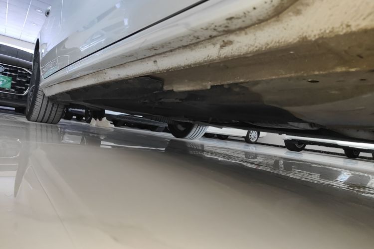 奥迪A4L 2023款 40 TFSI 时尚动感型局部细节9001