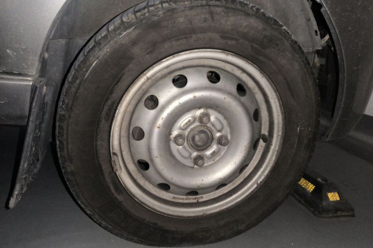 金杯 新海狮X30L CNG 2018款 1.5L财富版天然气车客车SWFC15车身外观6007