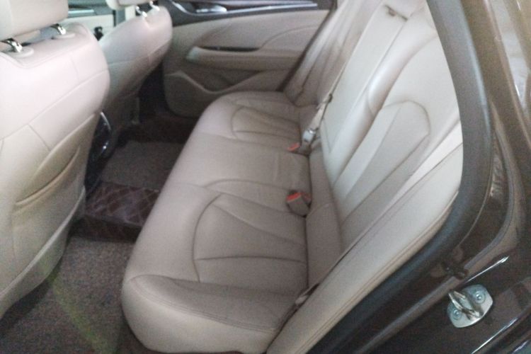 别克 君越 2016款 改款 20T 领先型中控内饰21