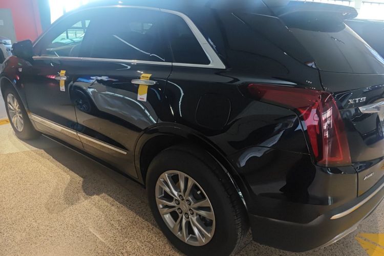 凯迪拉克XT5 2022款 2.0T 四驱豪华型车身外观4