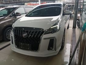 别克GL8 2022款 陆上公务舱 652T 舒适型