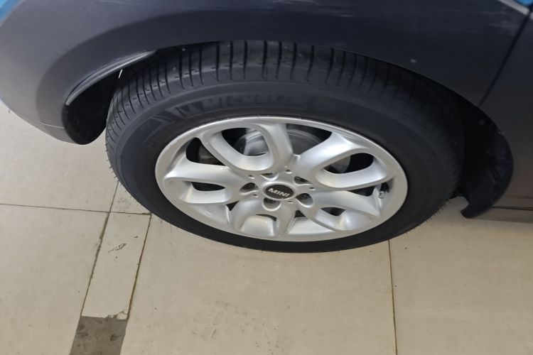 MINI 2015款 1.5T COOPER Fun 五门版车身外观56