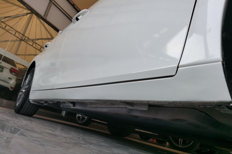 雷克萨斯ES 2021款 200 卓越版局部细节9001