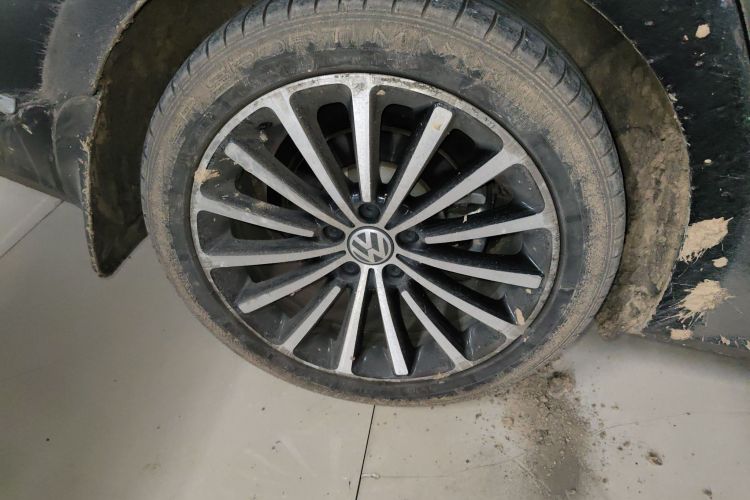 大众 帕萨特 2014款 1.8TSI DSG御尊版车身外观6008