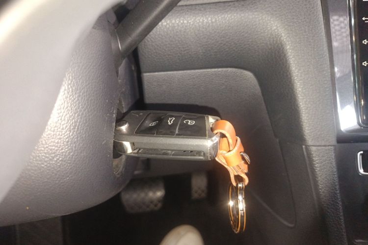 大众 高尔夫 2019款 280TSI DSG舒适型 国VI中控内饰11