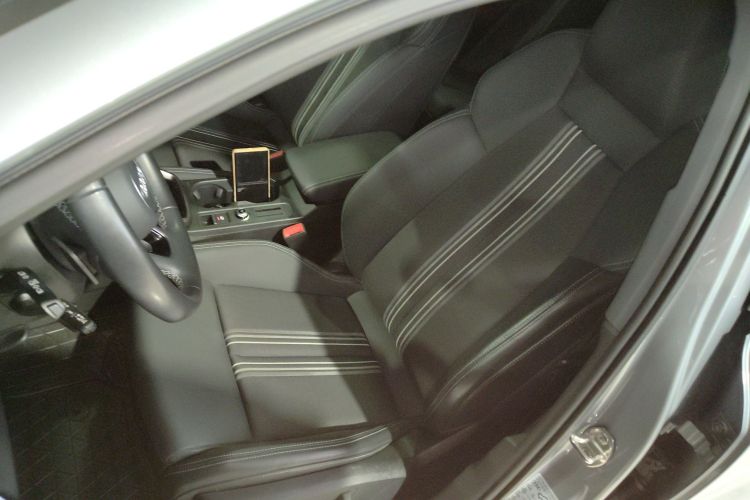 奥迪A3 2024款 A3L Limousine 35 TFSI 时尚运动型中控内饰19