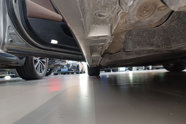 雷克萨斯ES 2022款 300h 卓越版局部细节9002