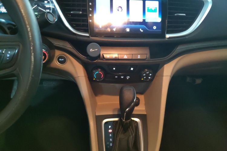 别克 英朗 2018款 15T 双离合进取型 国V中控内饰16