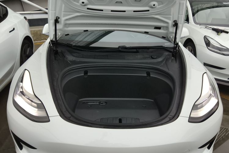 特斯拉 Model 3 2020款 标准续航后驱升级版局部细节24