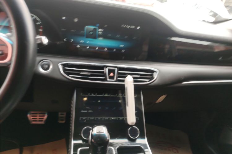 捷途X95 2020款 1.6T DCT探索Pro版 5座中控内饰16