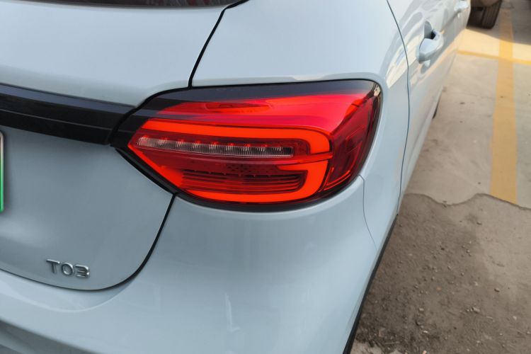 零跑汽车 零跑T03 2025款 310舒享版车身外观9