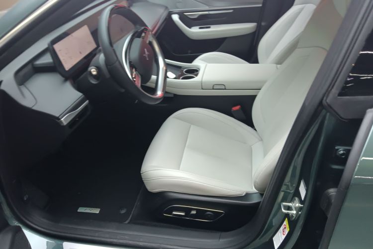 小鹏P7 2023款 P7i 702 Pro局部细节19