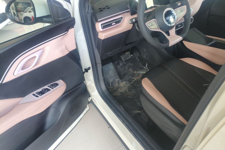 比亚迪 海鸥 2025款 智驾版 305km 活力版中控内饰7003