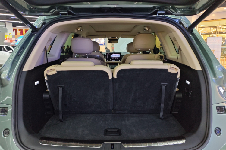 鸿蒙智行 问界M7 2022款 1.5T 后驱舒适版机舱底盘23