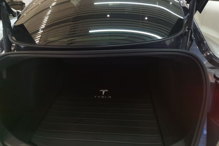 特斯拉 Model 3 2021款 标准续航后驱升级版局部细节23