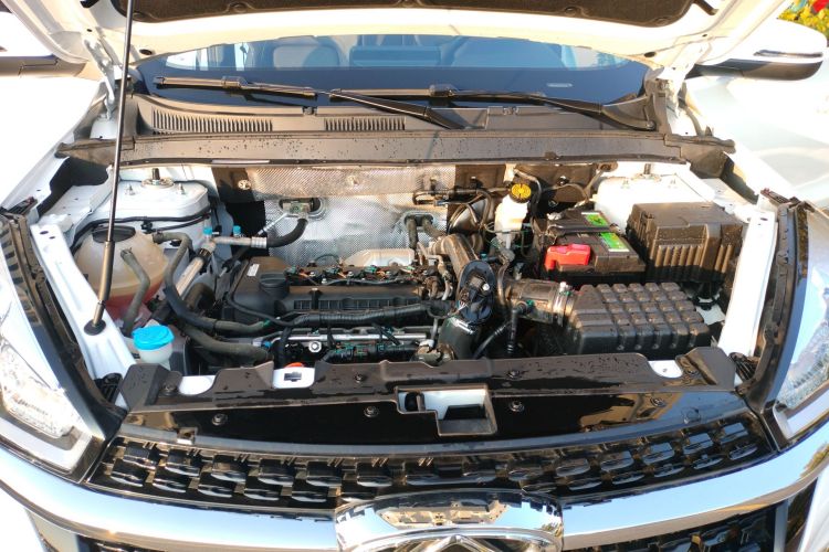 奇瑞 瑞虎8 2020款 经典 1.5TCI 自动尊崇版 5座局部细节24