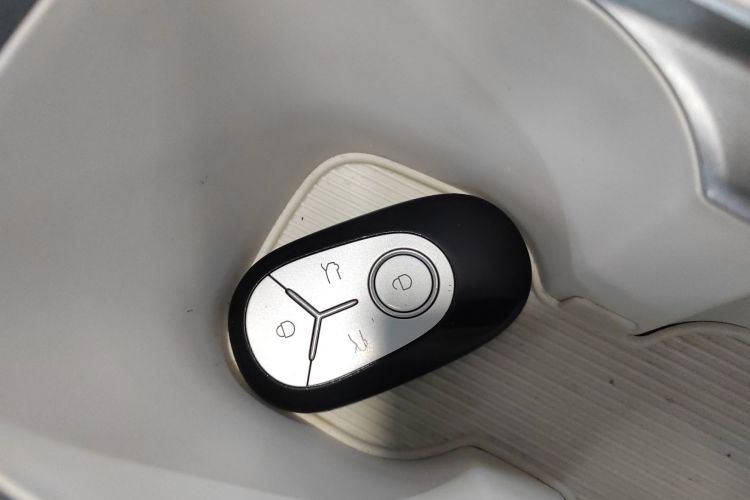 吉利银河 星愿 2025款 UP 410km 探索+版中控内饰11