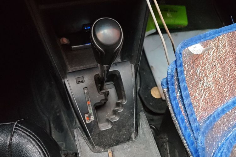 丰田 威驰 2017款 1.5L 手动创行版中控内饰18