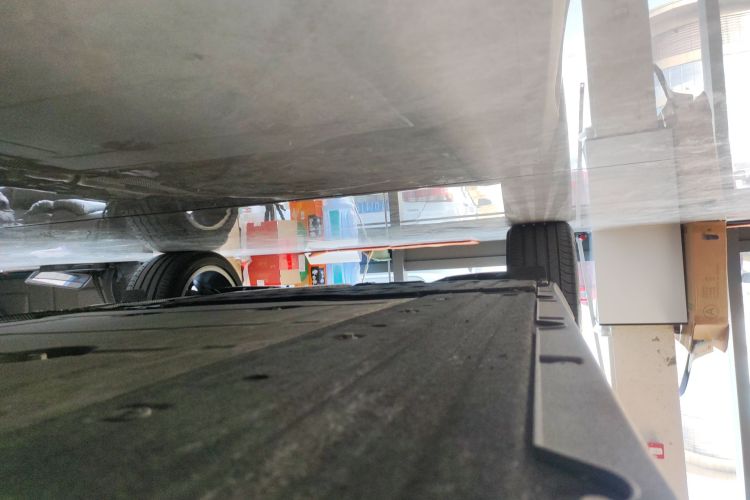 零跑汽车 零跑C10 2024款 210激光雷达版局部细节9001