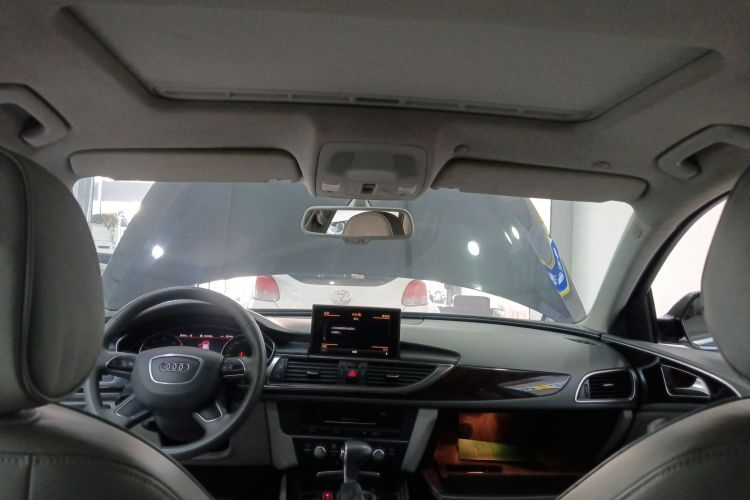 奥迪A6L 2014款 30 FSI 技术型中控内饰22