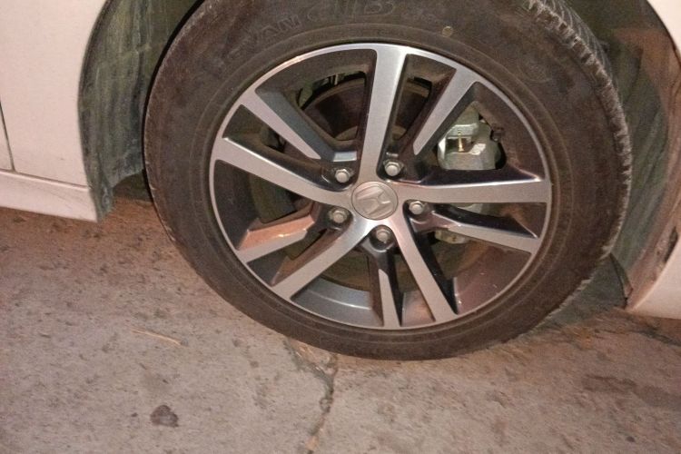 本田 型格 2023款 240TURBO CVT科技版车身外观10