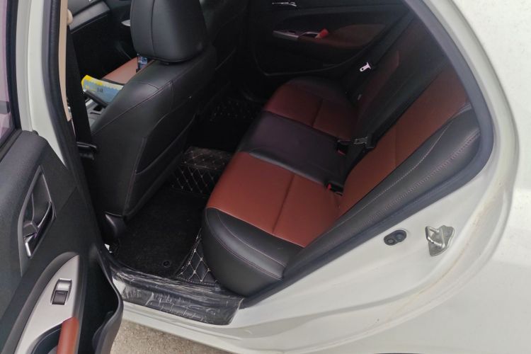 比亚迪F3 2015款 节能版 1.5L 手动舒适型中控内饰21