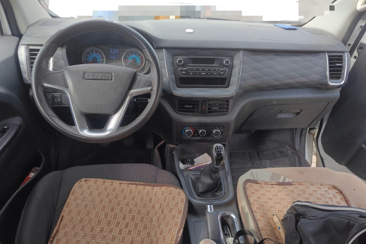 金杯 金海狮 2021款 1.5L 客车工程狮 7座中控内饰7002