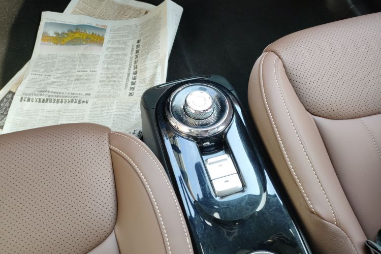 五菱汽车 五菱缤果 2023款 333km 灵犀互联+款中控内饰18