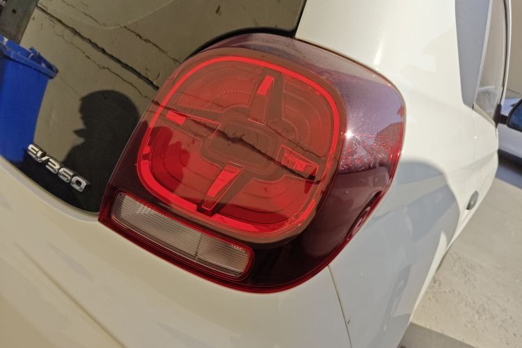 荣威 科莱威CLEVER 2021款 302km全能版车身外观6006