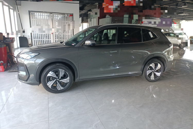 吉利银河 银河E5 2024款 530km 星舰版车身外观4