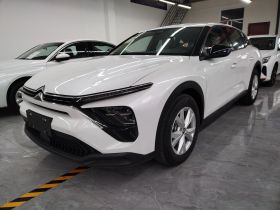 雪铁龙 凡尔赛C5 X 2025款 1.6T 海外版