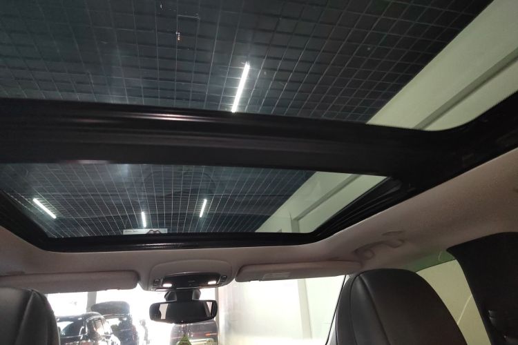 Jeep 大指挥官 2018款 2.0T 两驱进享版 国V局部细节22