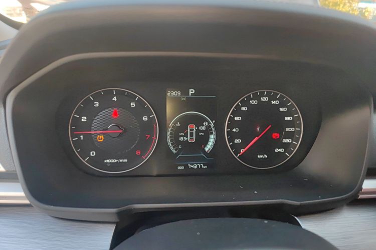 比亚迪 秦 2019款 1.5L 自动豪华型中控内饰14