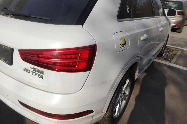 奥迪Q3 2018款 30周年年型 35 TFSI 时尚型车身外观9