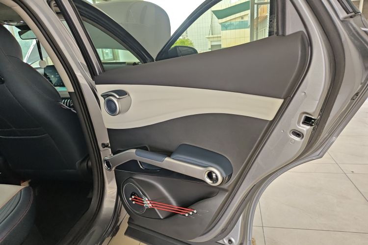 比亚迪 元PLUS 2022款 510KM 旗舰型中控内饰45