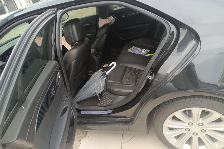 凯迪拉克ATS-L 2017款 28T 技术型中控内饰21