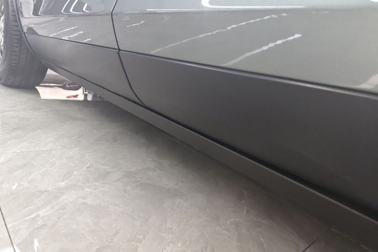 路虎 发现神行 2018款 240PS SE版局部细节9002