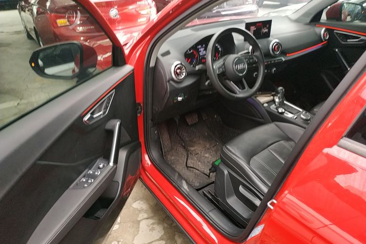 奥迪Q2L 2022款 35 TFSI 进取致雅型中控内饰20
